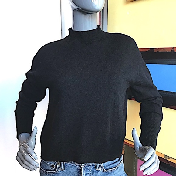 EVERLANE Wool Blend Crop Mockneck Sweater in Black EUC/sz S - Picture 5 of 13